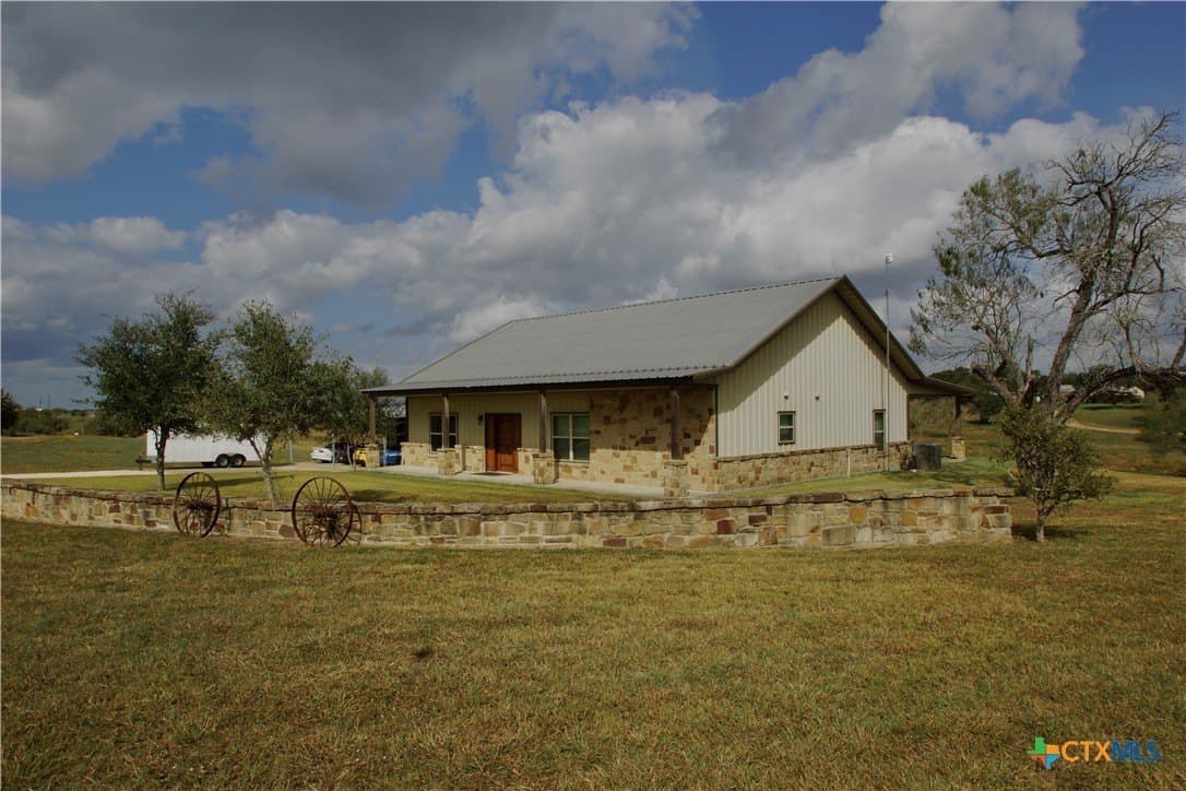 11.22 acres in Victoria County - photo 6