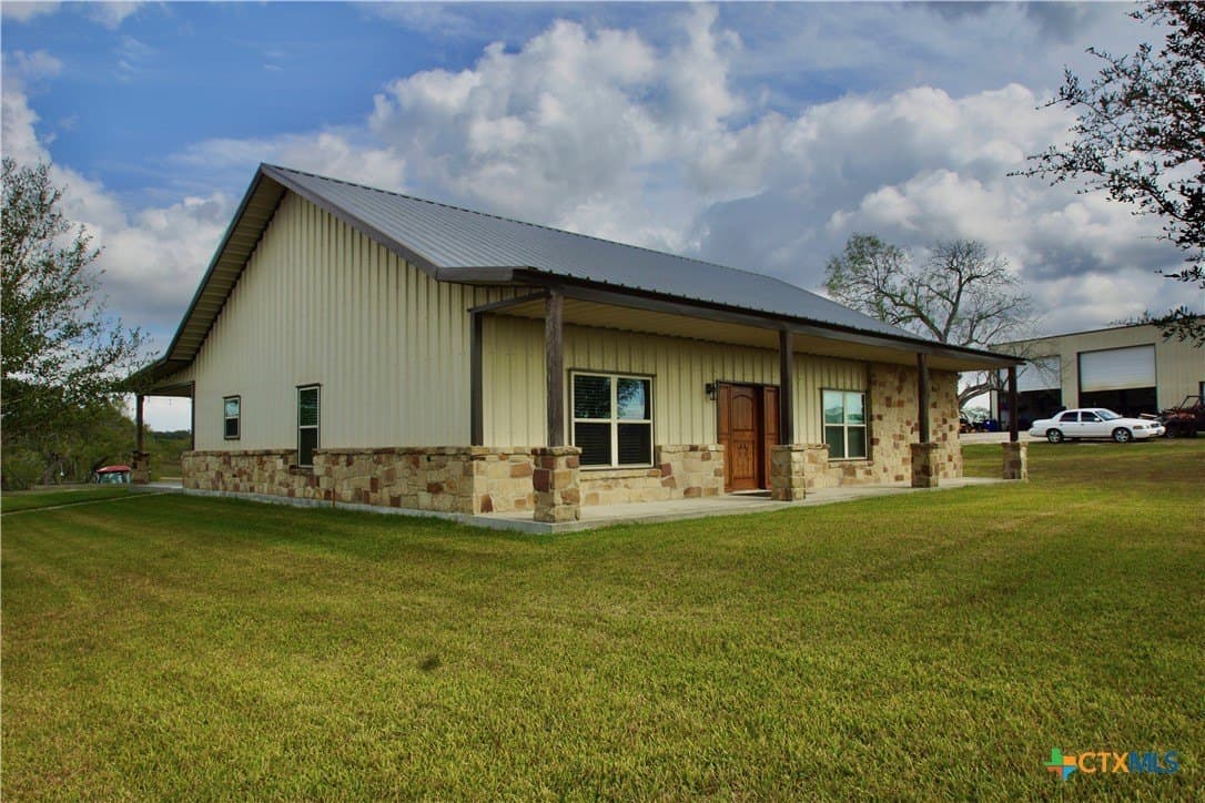 11.22 acres in Victoria County - photo 7
