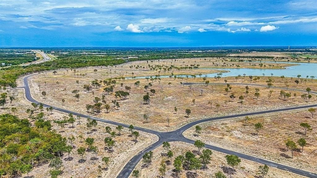 2.36 acres in Navarro County - photo 8
