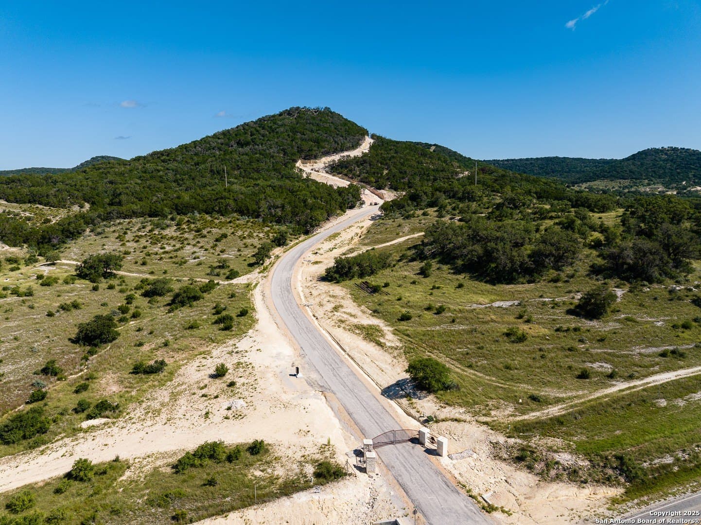 13.09 acres in Bandera County - photo 4
