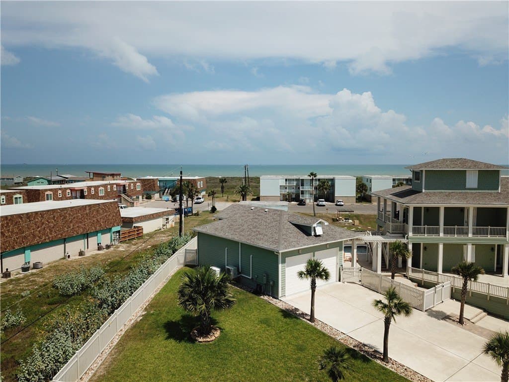 0.16 acres in Nueces County - photo 4