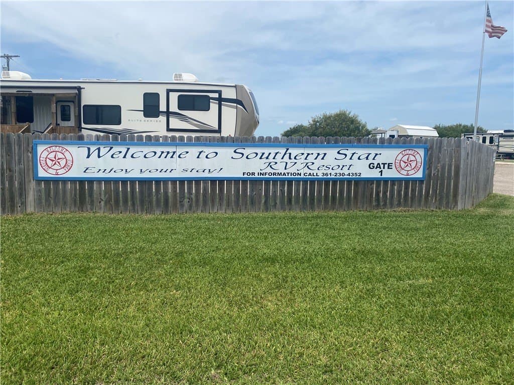 10 acres in Aransas County - photo 2