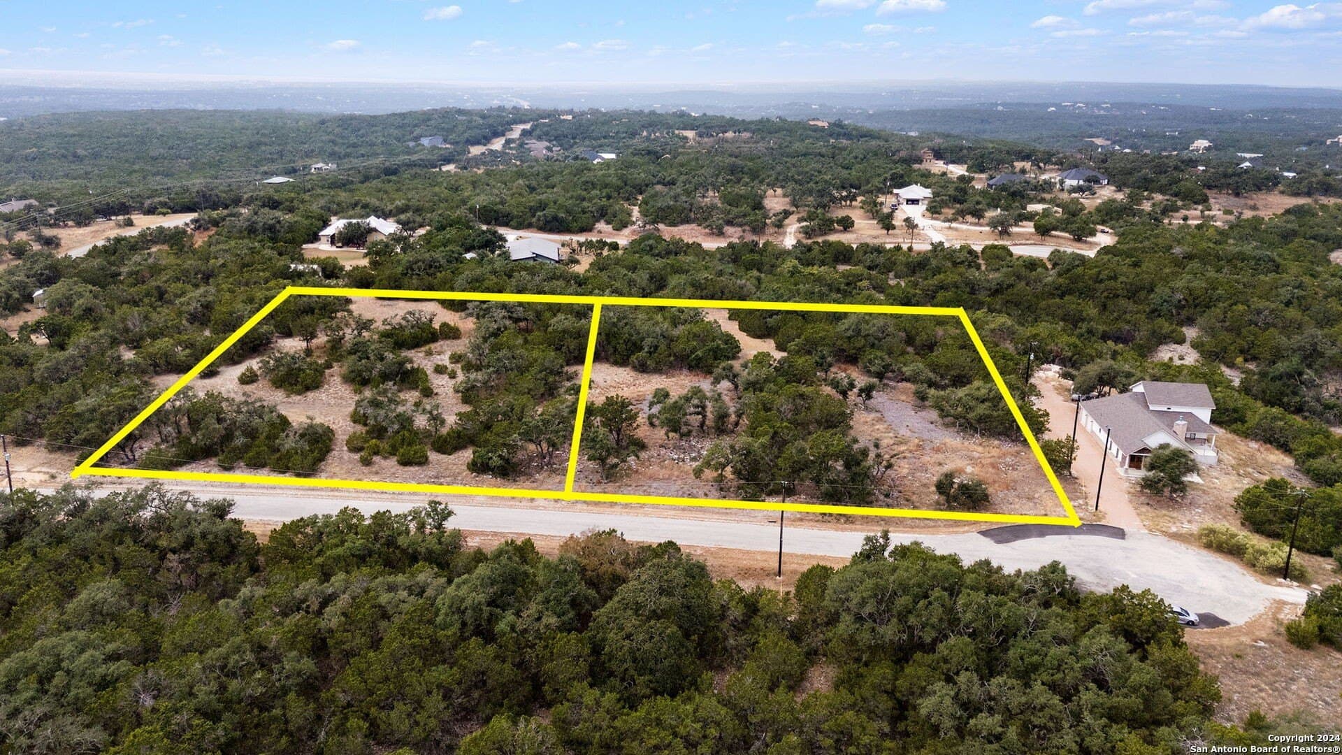 1.04 acres in Comal County - photo 2