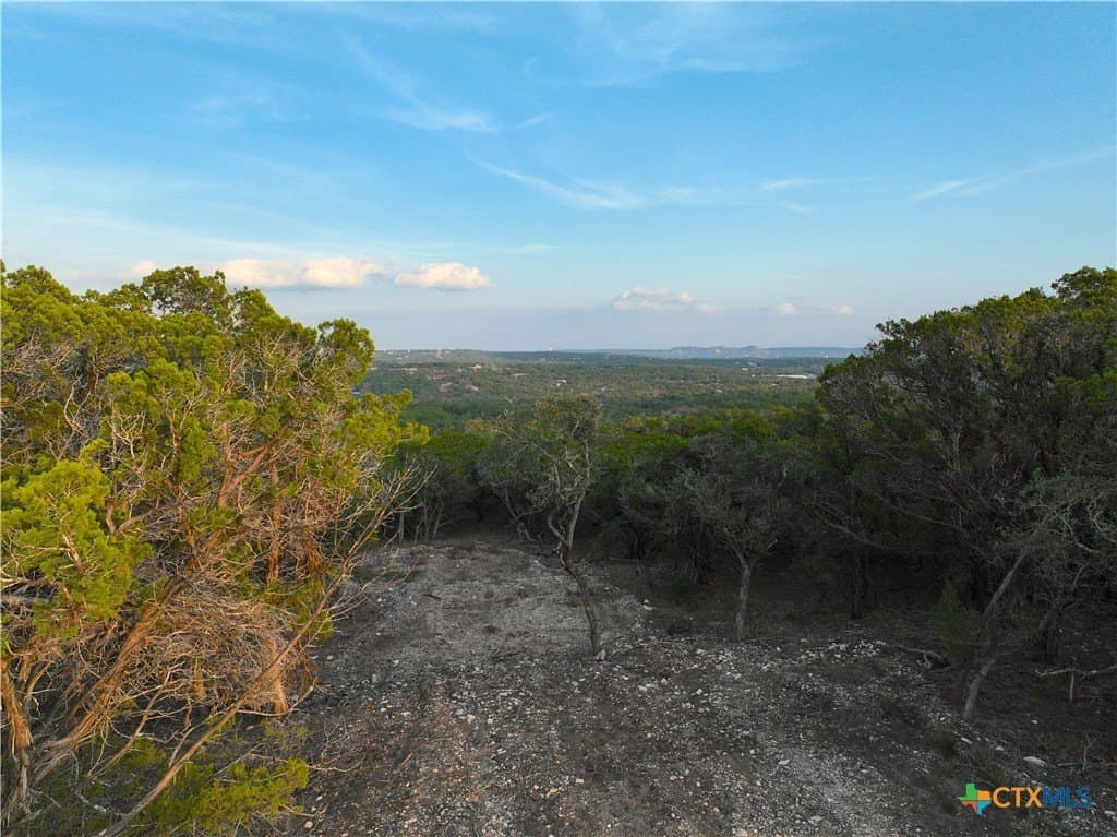 100 acres in Comal County - photo 2
