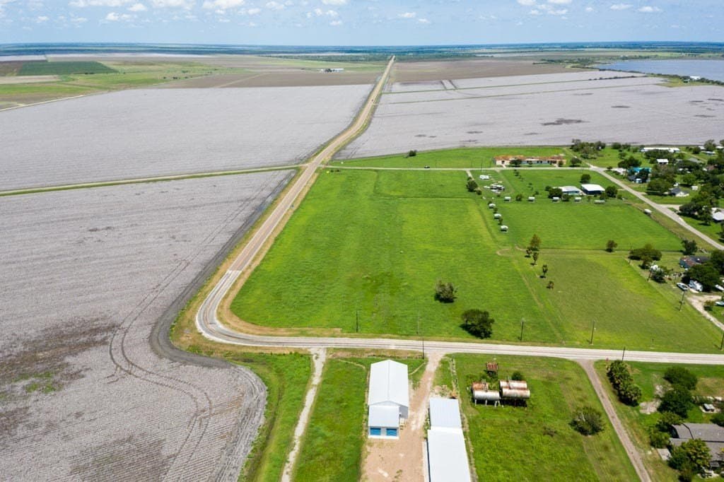 0.79 acres in Refugio County - photo 28