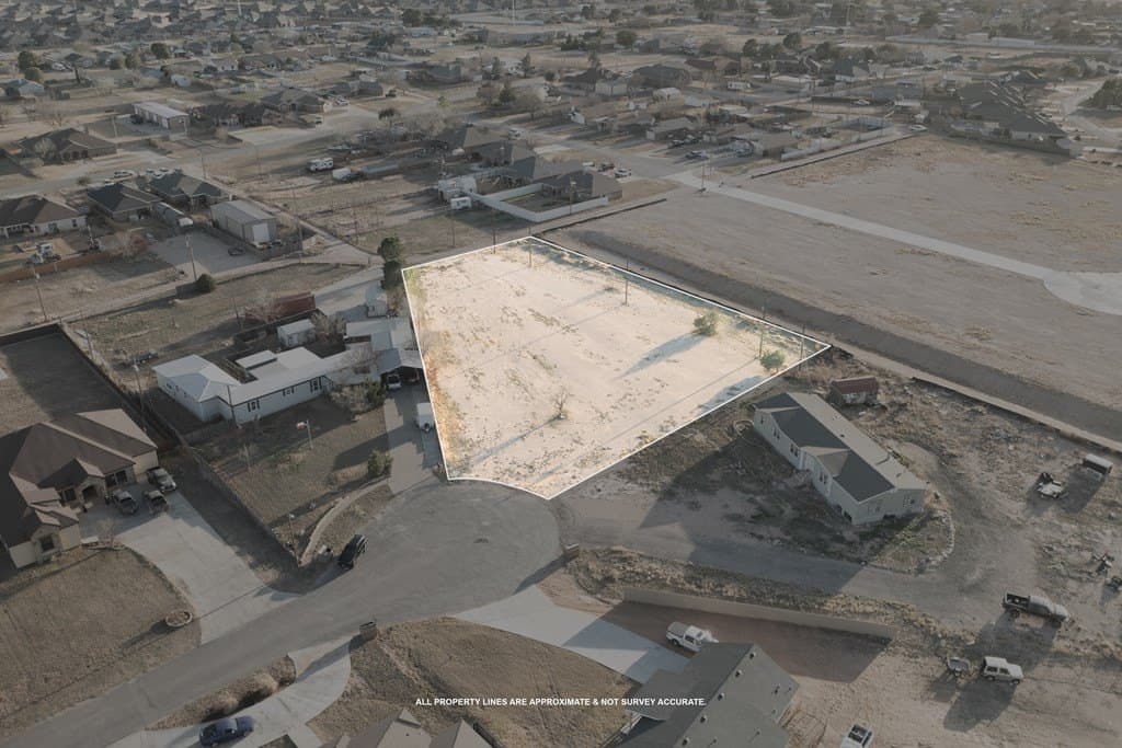 0.91 acres in Midland County - photo 4