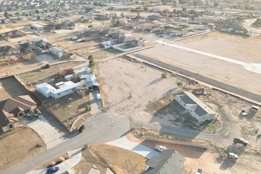 0.91 acres in Midland County - photo 5