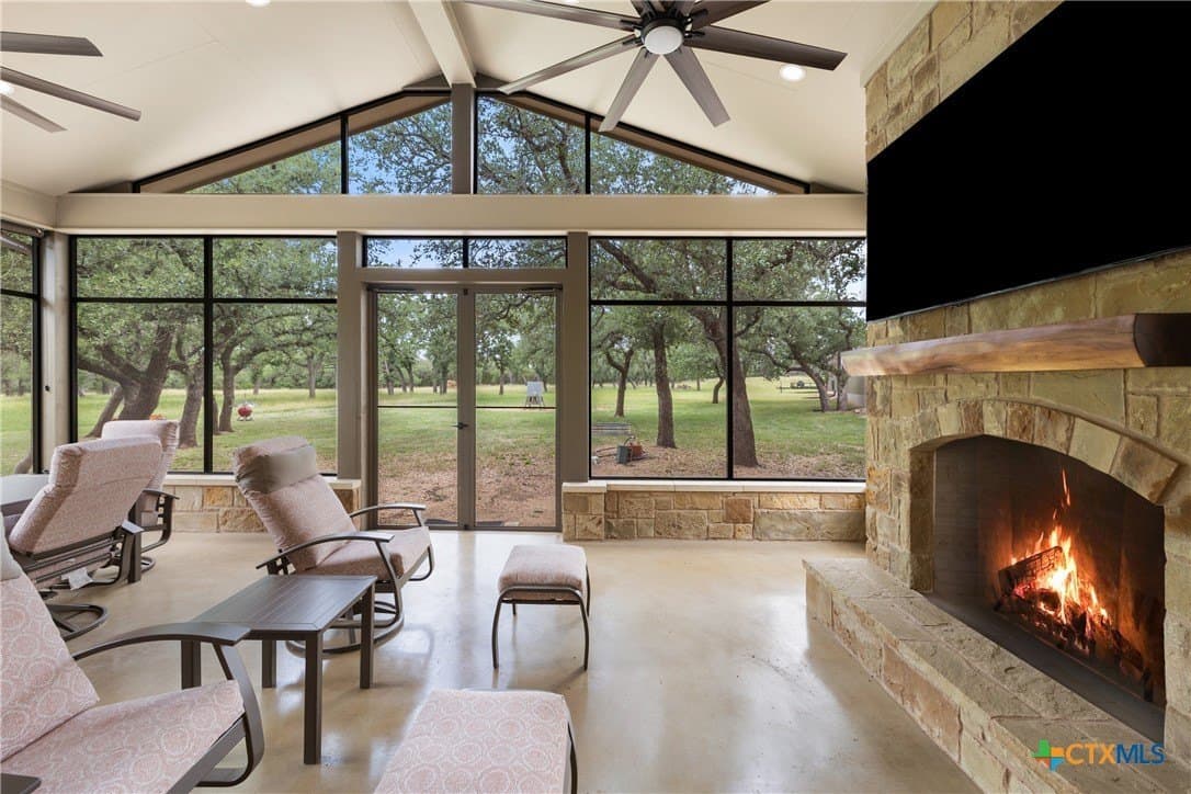 50.31 acres in Blanco County - photo 5