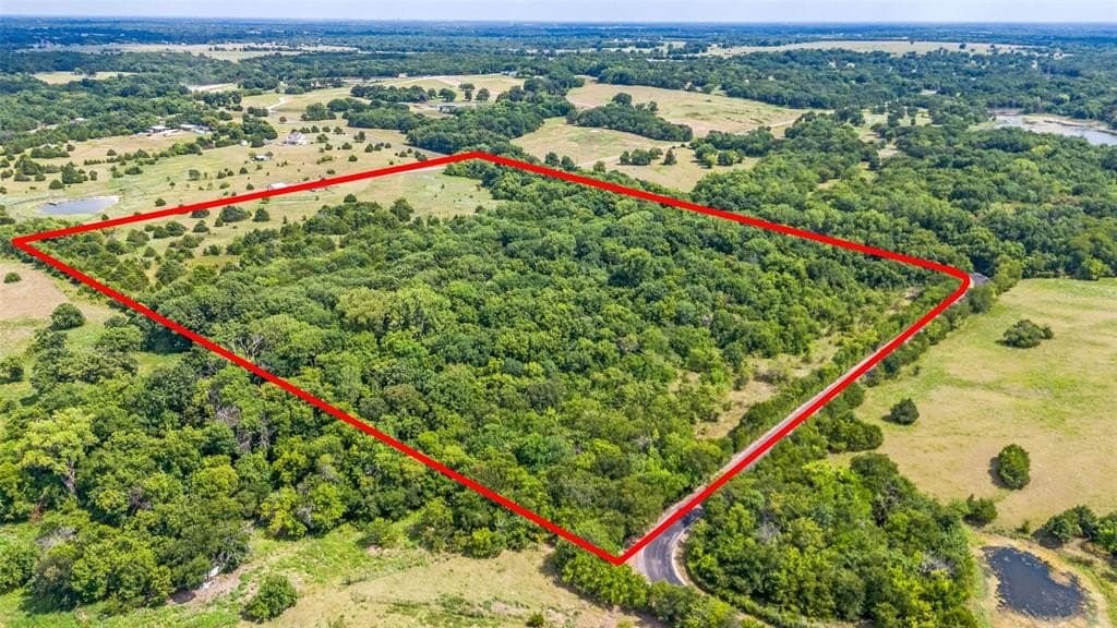 19.72 acres in Collin County - photo 2