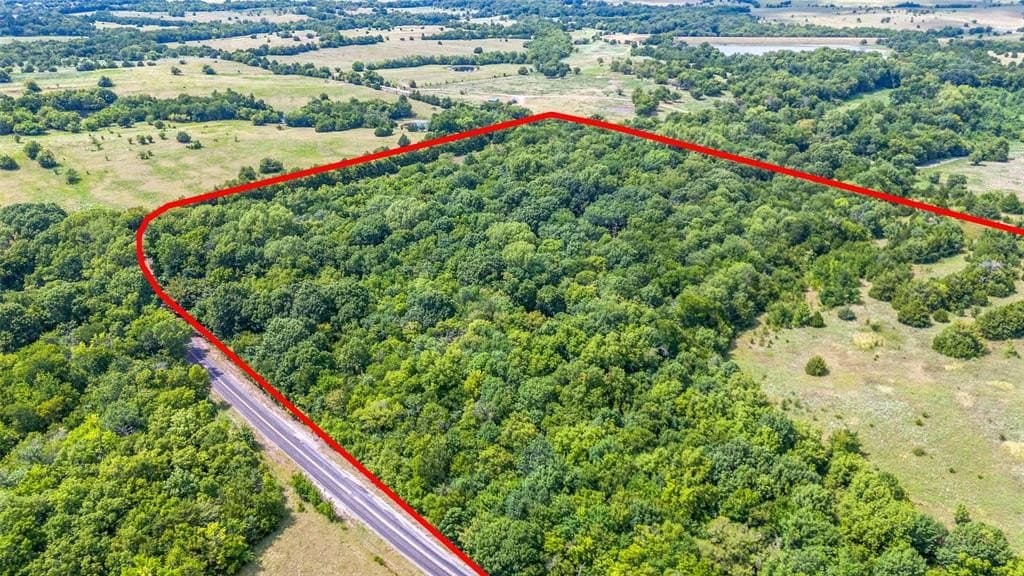 19.72 acres in Collin County - photo 4