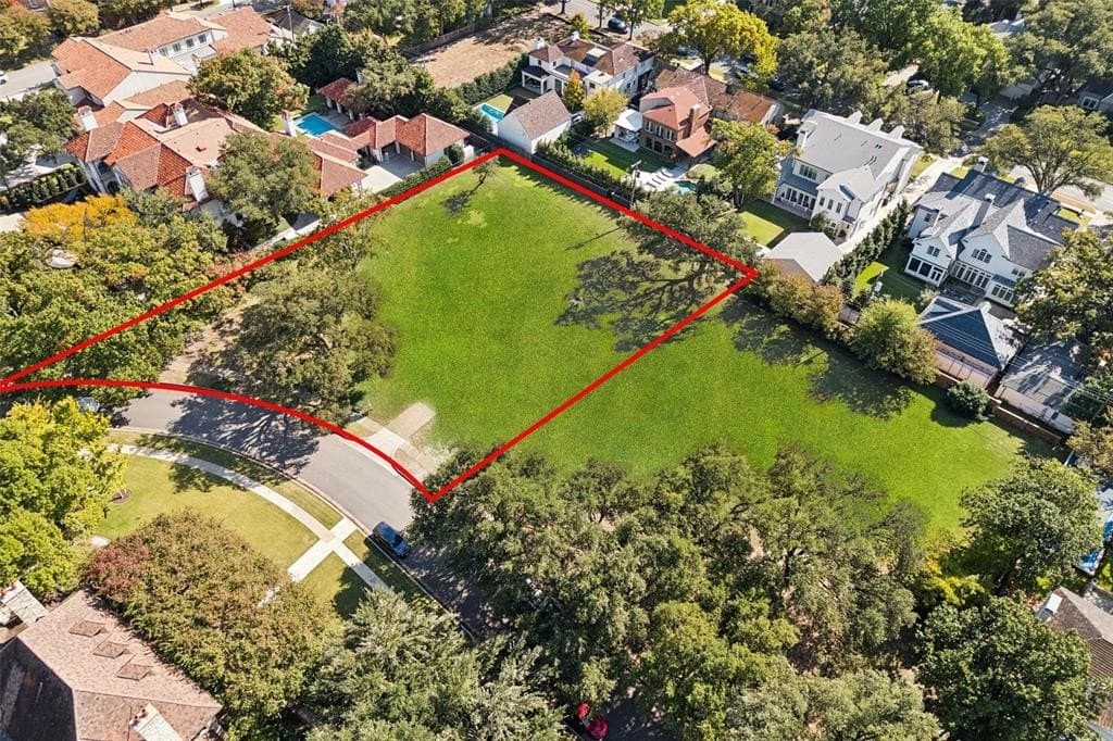 0.68 acres in Dallas County - photo 4