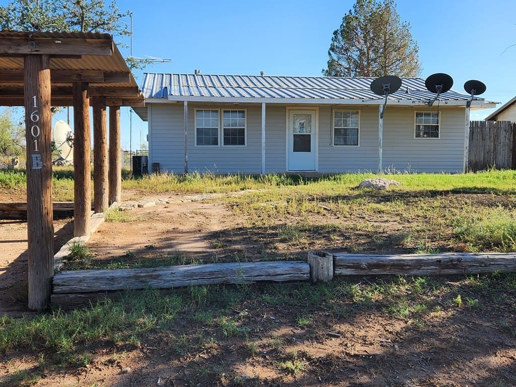 40 acres in Midland County - photo 42