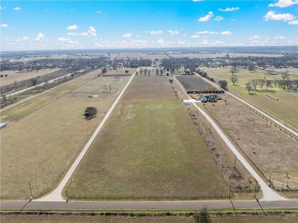 12 acres in McLennan County - photo 4