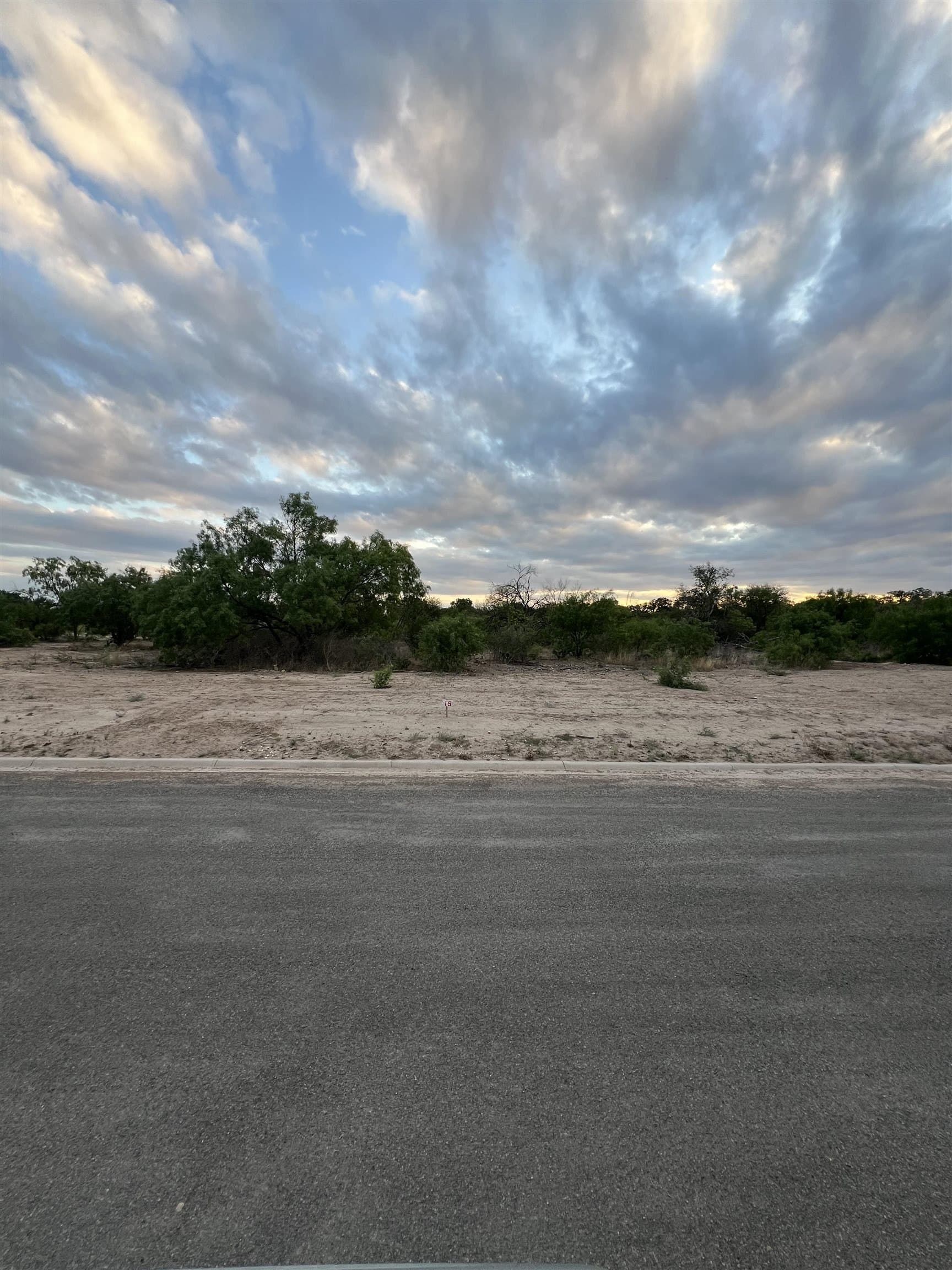 0.45 acres in Val Verde County - photo 2