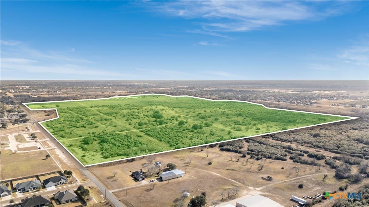 308 acres in Victoria County - photo 5