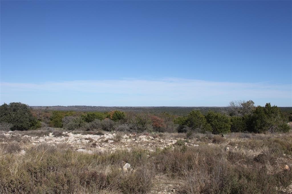 5 acres in San Saba County - photo 9