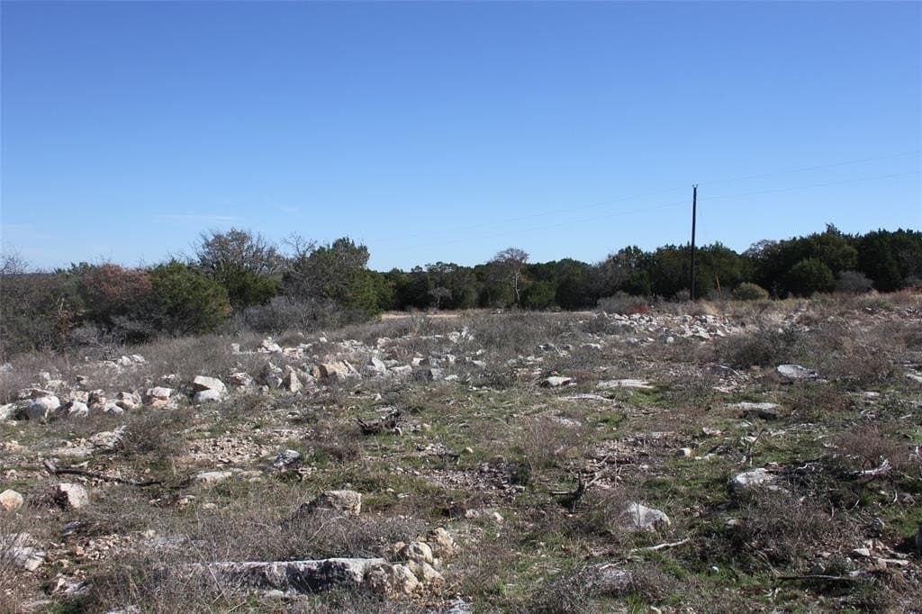 5 acres in San Saba County - photo 4