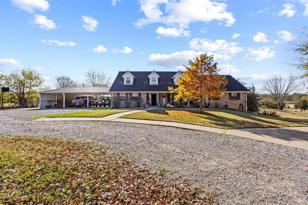 2321 County Rd 2100