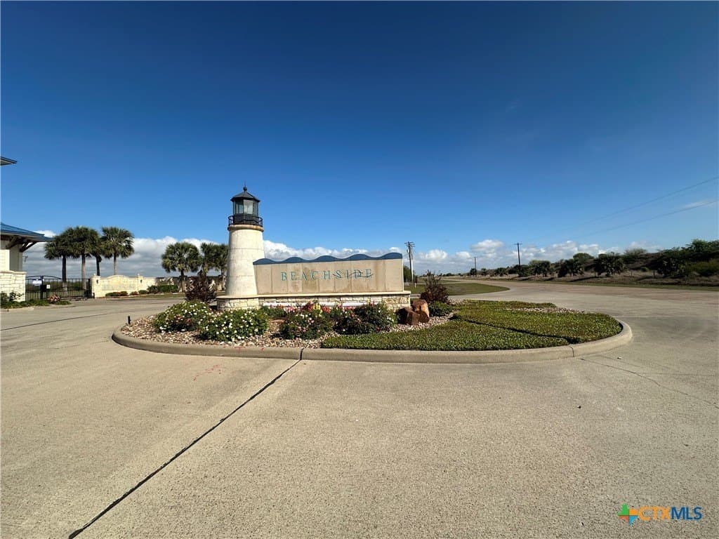 0.25 acres in Matagorda County - photo 4