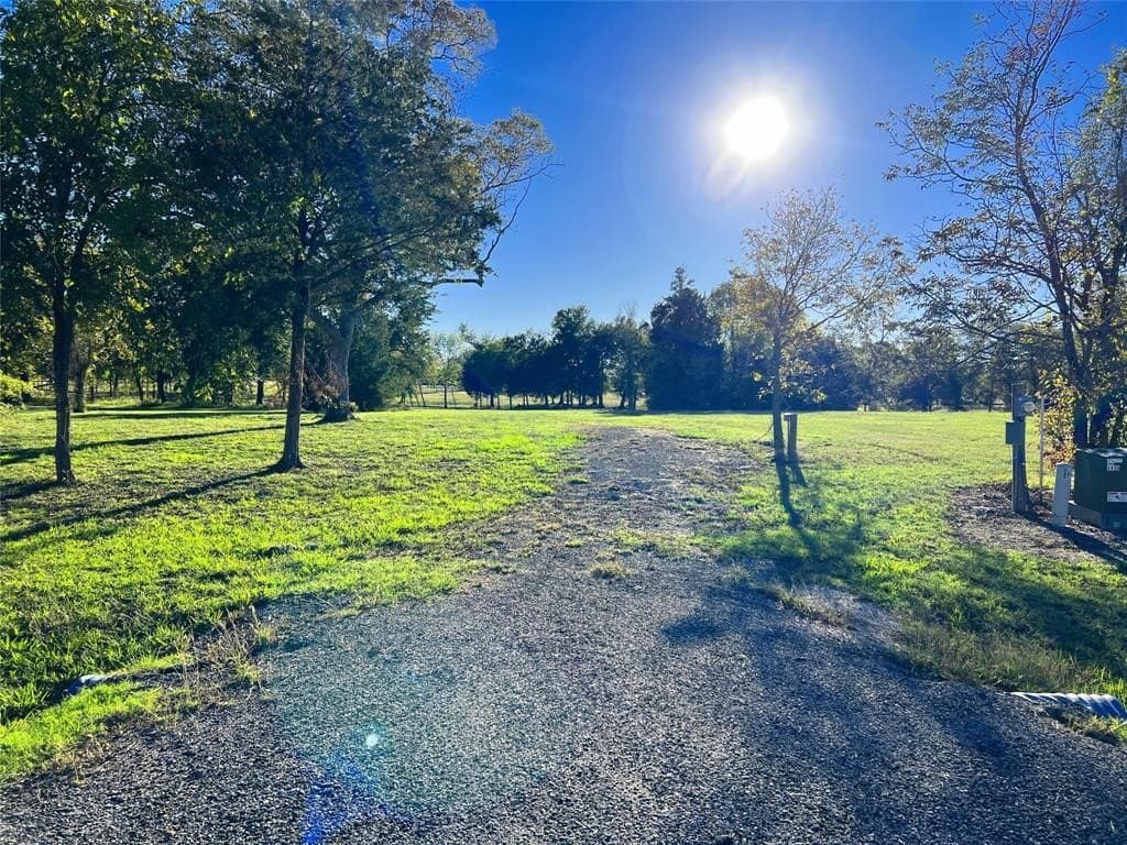 0.57 acres in Navarro County - photo 31
