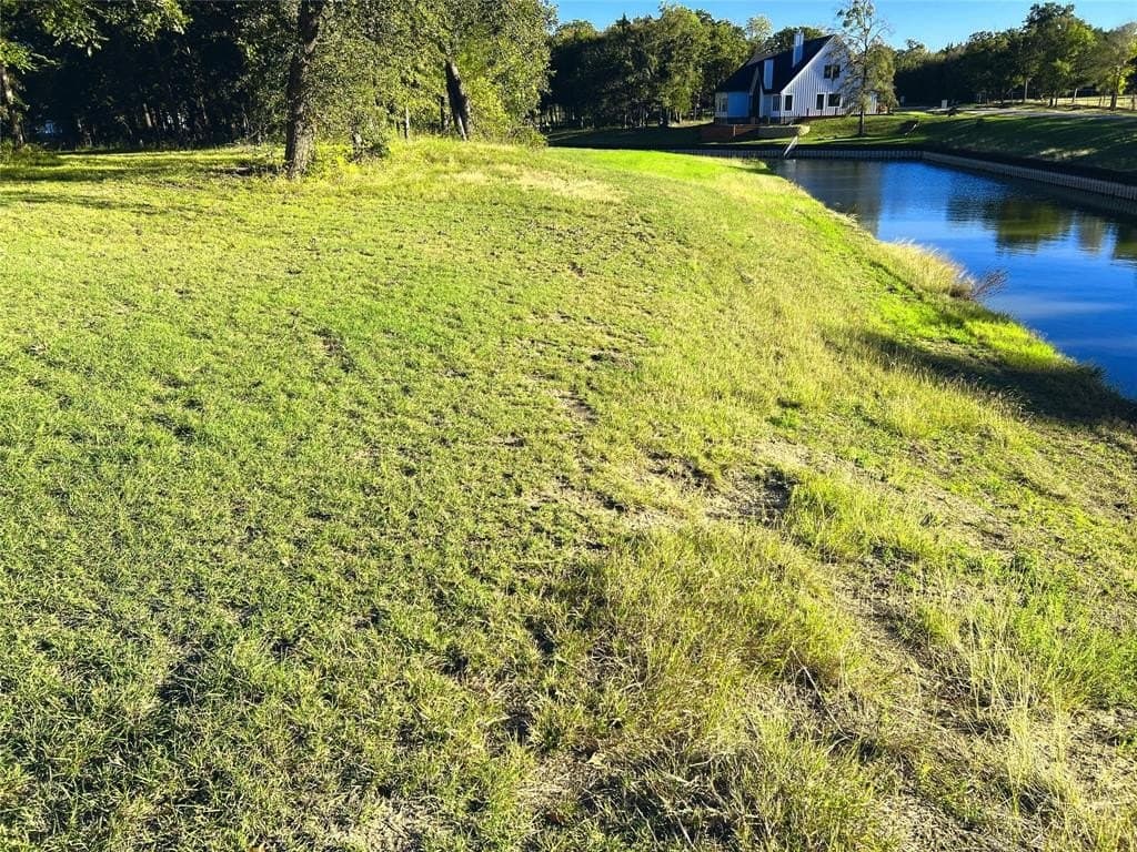 0.57 acres in Navarro County - photo 29