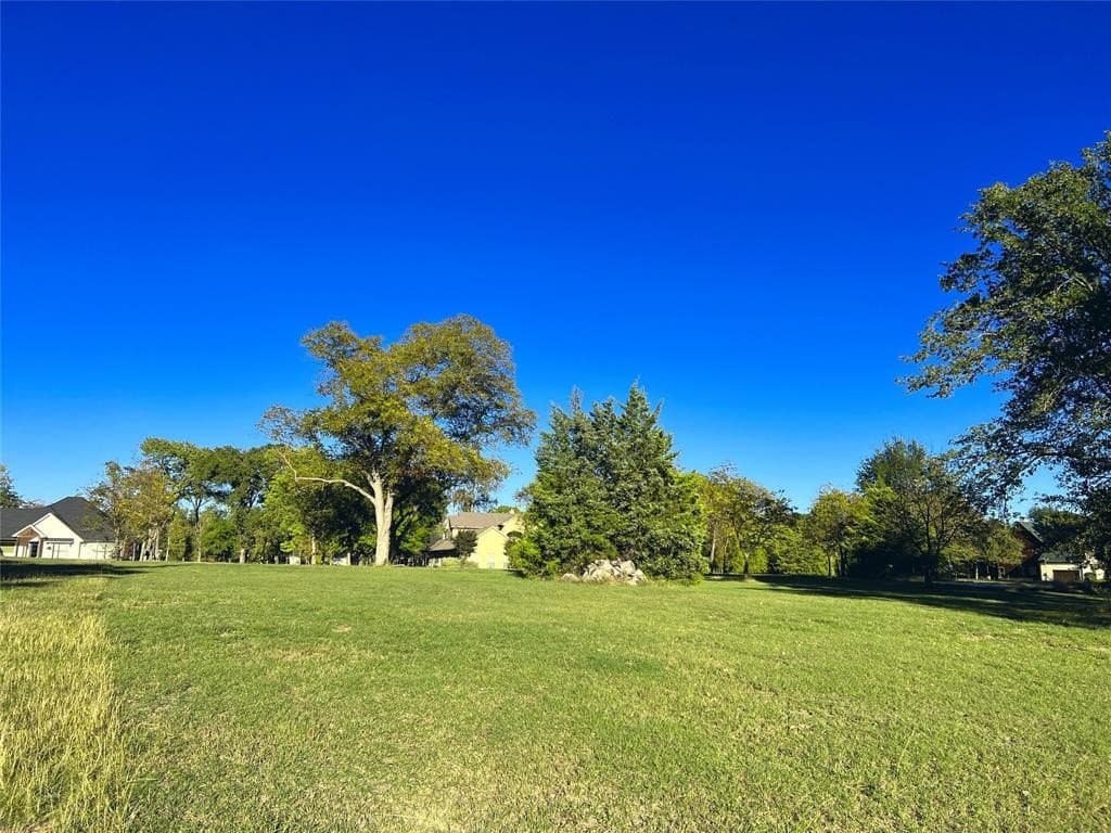 0.57 acres in Navarro County - photo 33