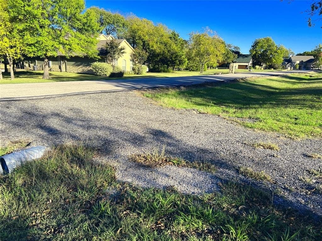 0.57 acres in Navarro County - photo 9