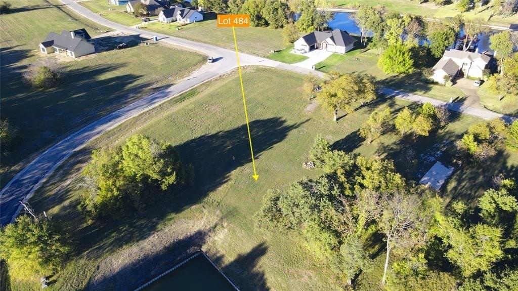 0.57 acres in Navarro County - photo 25