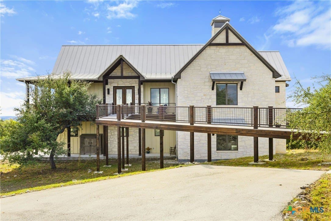 17.9 acres in Blanco County - photo 4