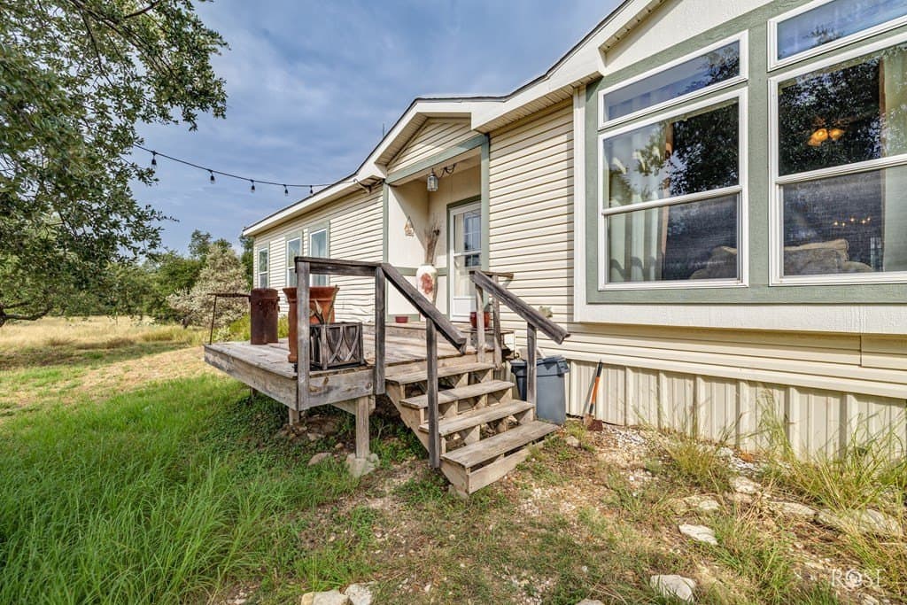 23.66 acres in Sutton County - photo 7