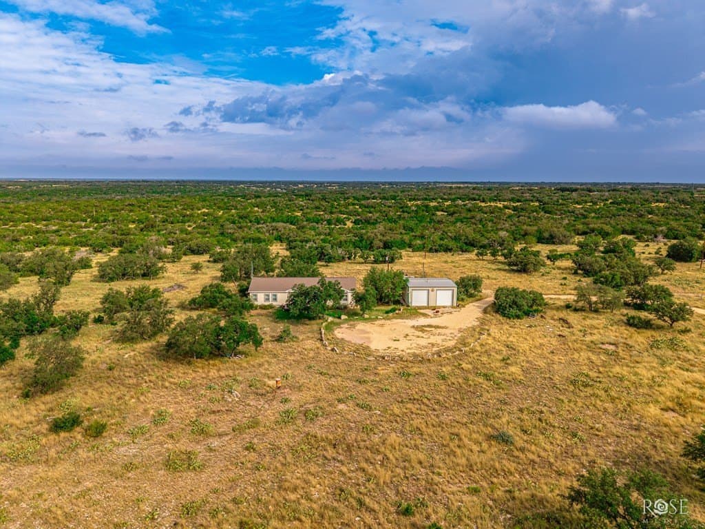 23.66 acres in Sutton County - photo 45