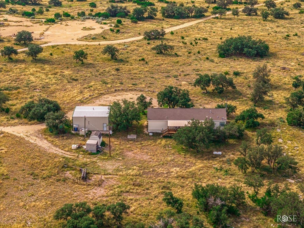 23.66 acres in Sutton County - photo 37