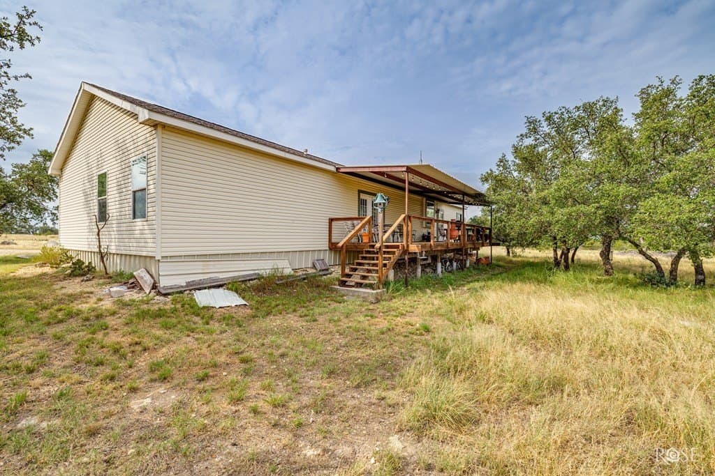 23.66 acres in Sutton County - photo 33