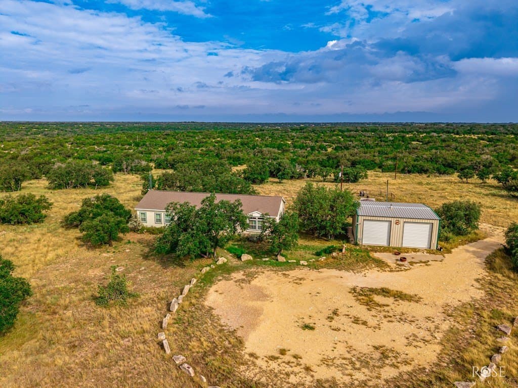 23.66 acres in Sutton County - photo 47