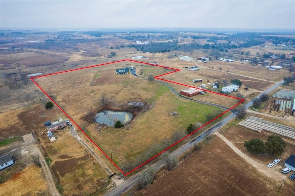 11.96 acres in Ellis County - photo 2
