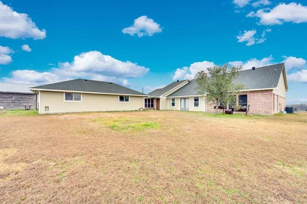 11.96 acres in Ellis County - photo 9