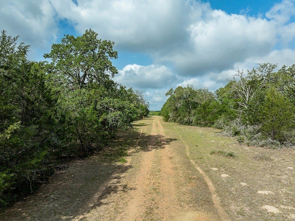263.24 acres in Lavaca County - photo 9