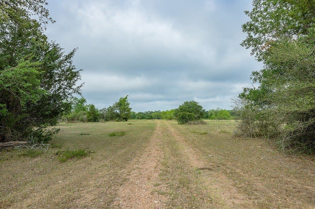 263.24 acres in Lavaca County - photo 14