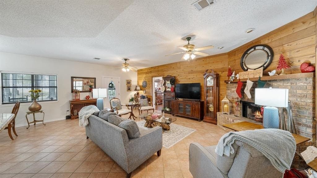10.86 acres in Kaufman County - photo 4