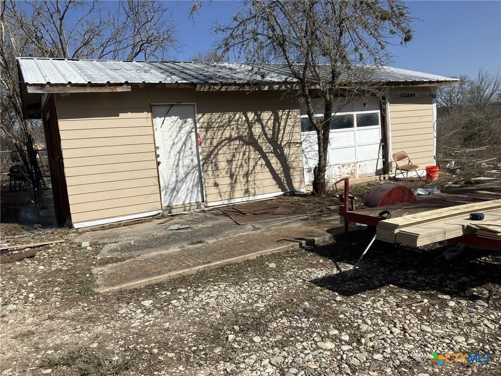3.03 acres in Real County - photo 9