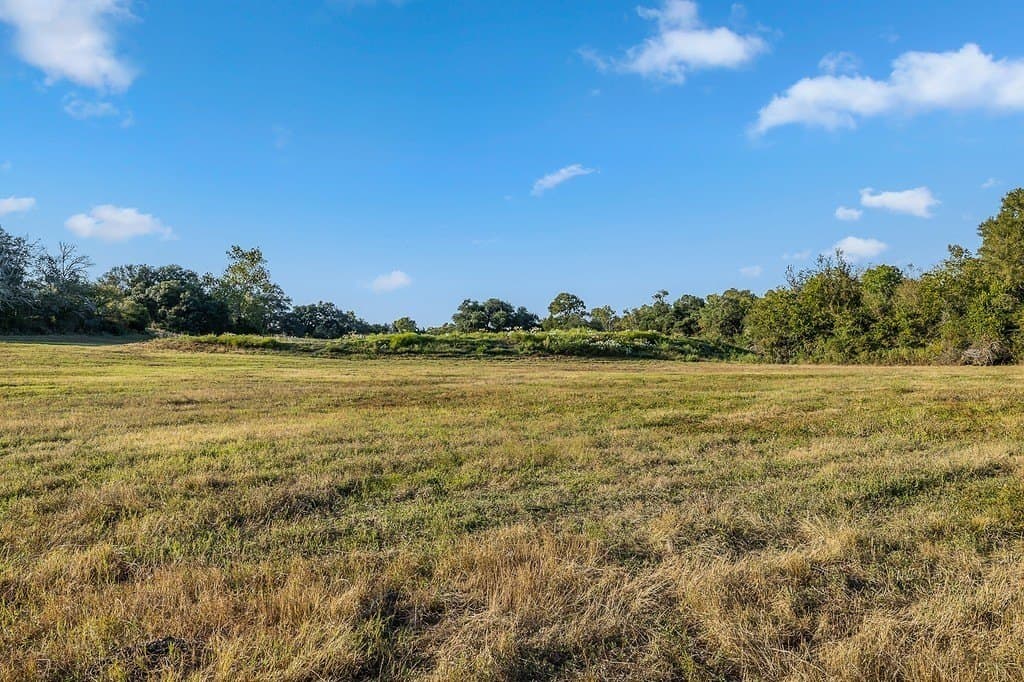 5.43 acres in Fayette County - photo 4