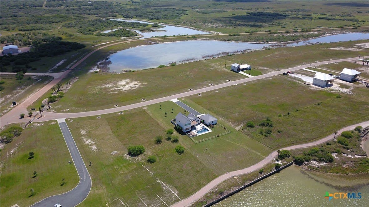0.39 acres in Calhoun County - photo 5