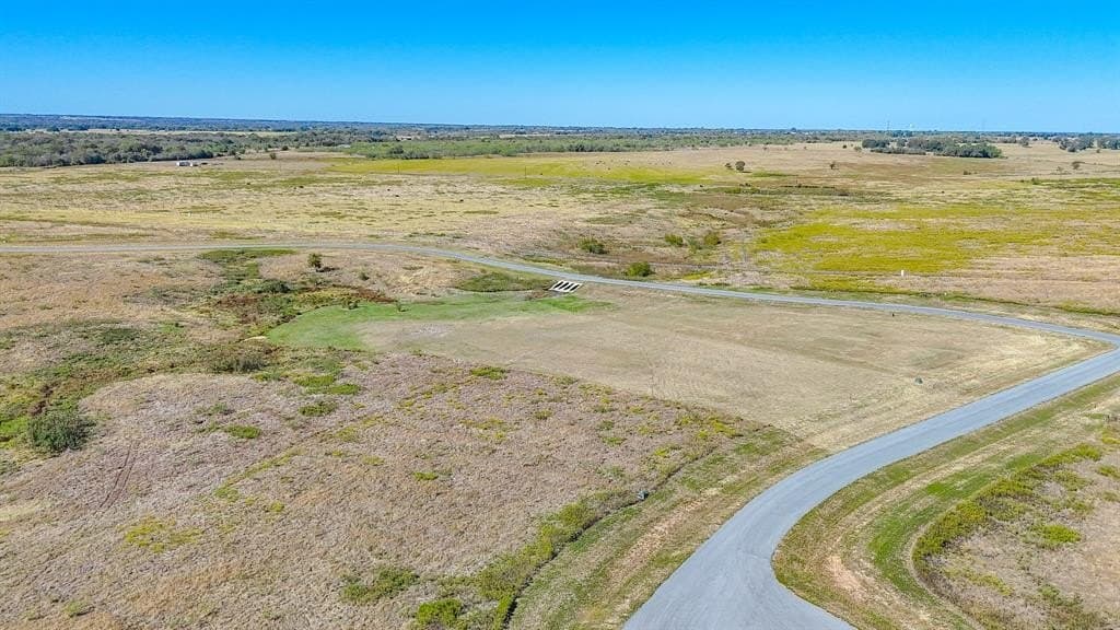 1.32 acres in Navarro County - photo 15