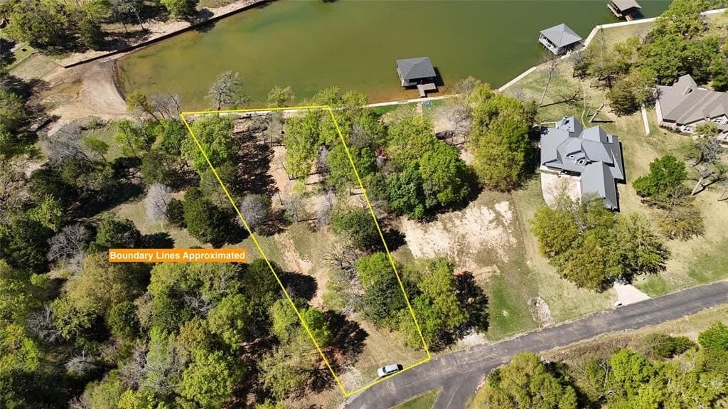 0.89 acres in Freestone County - photo 8