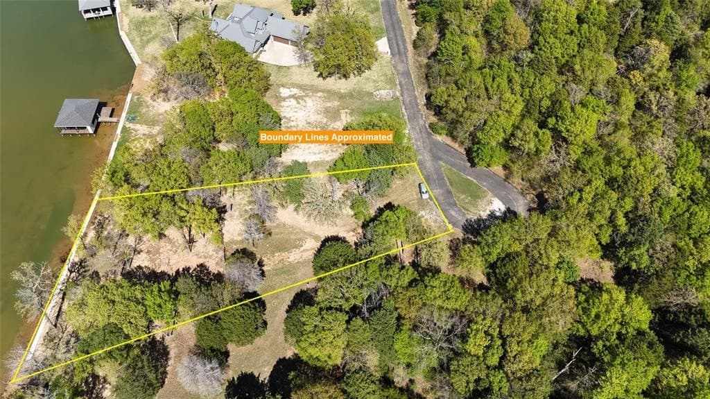 0.89 acres in Freestone County - photo 11