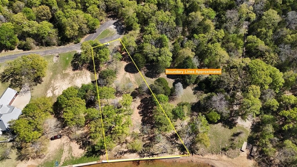 0.89 acres in Freestone County - photo 15