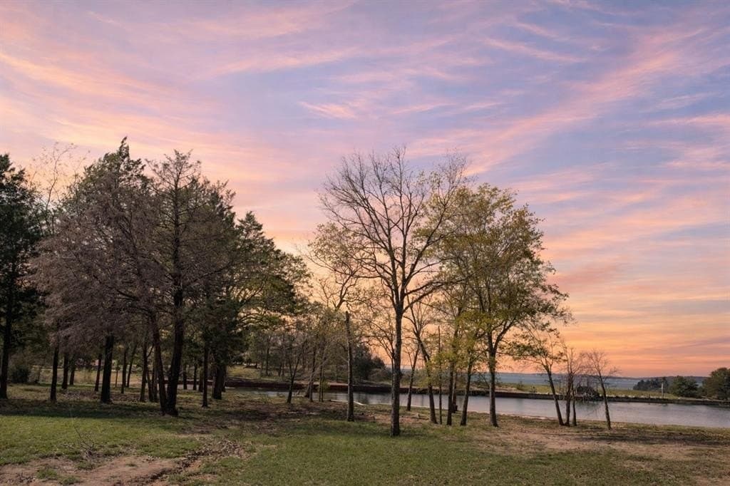 0.89 acres in Freestone County - photo 4