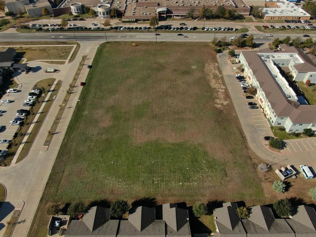 3.1 acres in Ellis County - photo 5