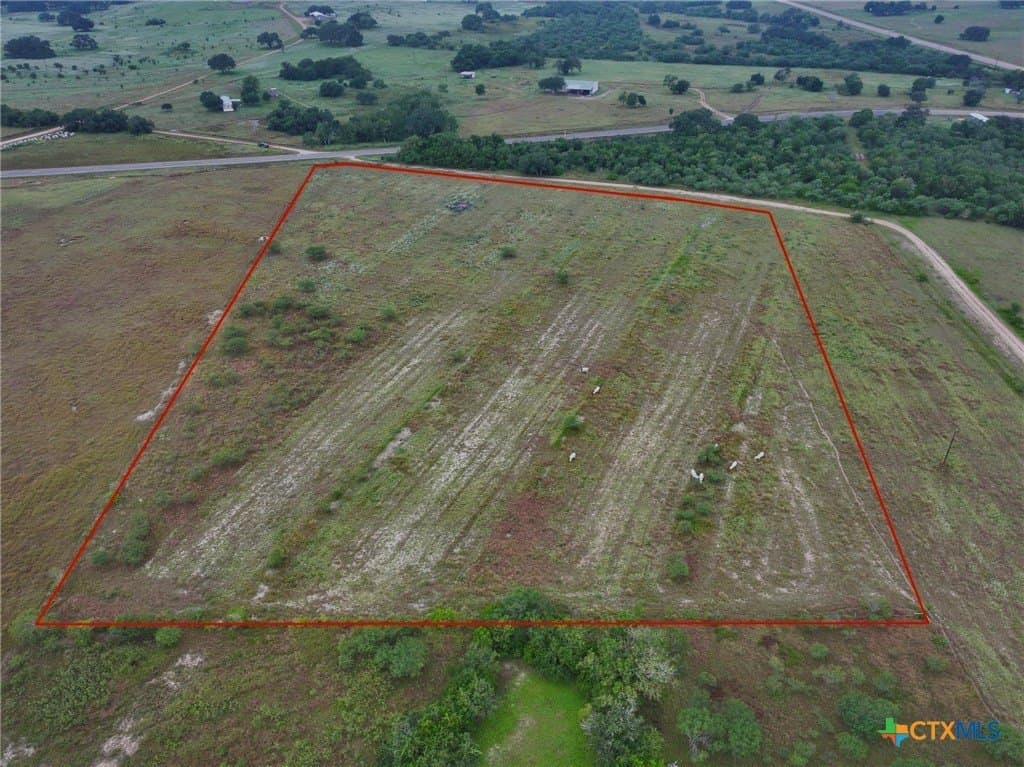 10 acres in DeWitt County - photo 5