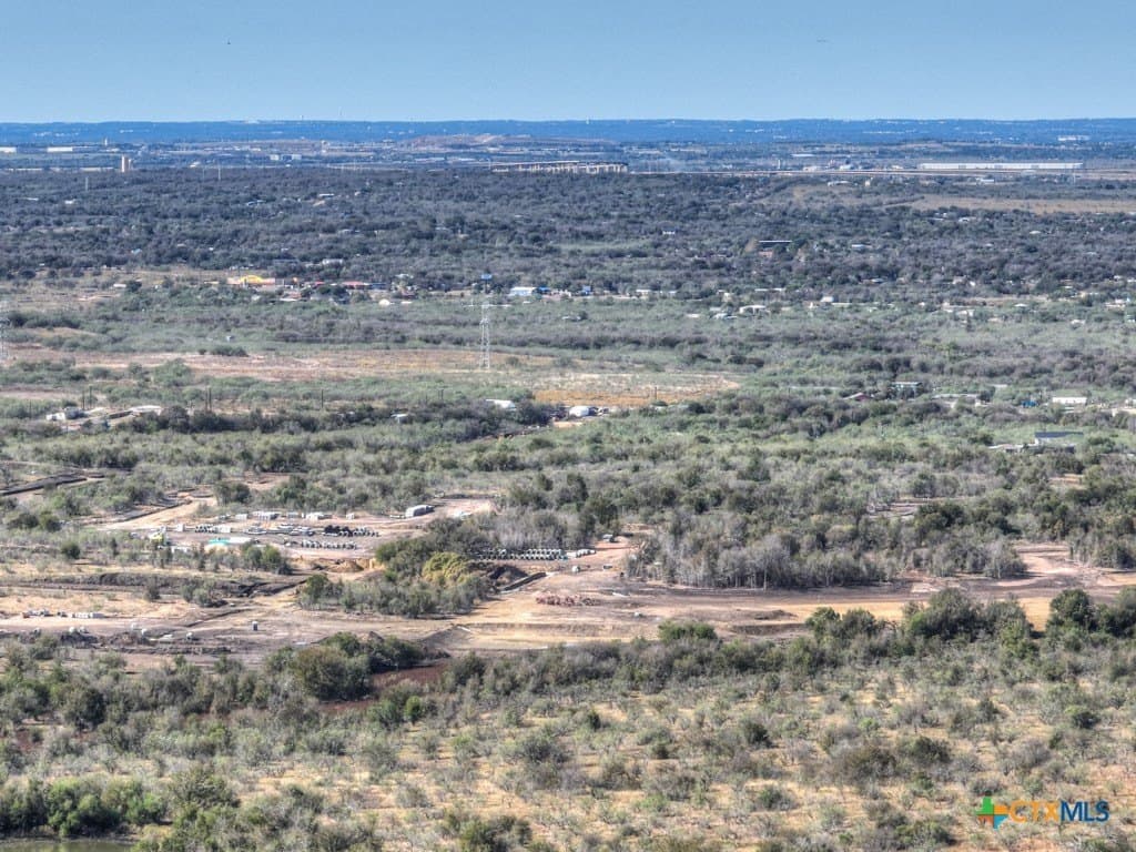 219.15 acres in Bastrop County - photo 9
